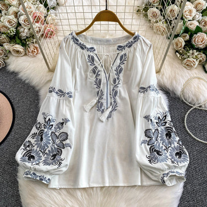 Bohemian Vacation Style Women's Shirt round Neck Lantern Sleeve Embroidery Heavy Work Autumn Design Sense Knot Design Top