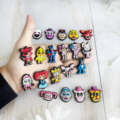 24-100PCS Mix Cartoon Shoe Charms Anime Character Comic Clog Sandal Shoe Accessories Decoration Buckle Fit Wristbands Kids Gifts