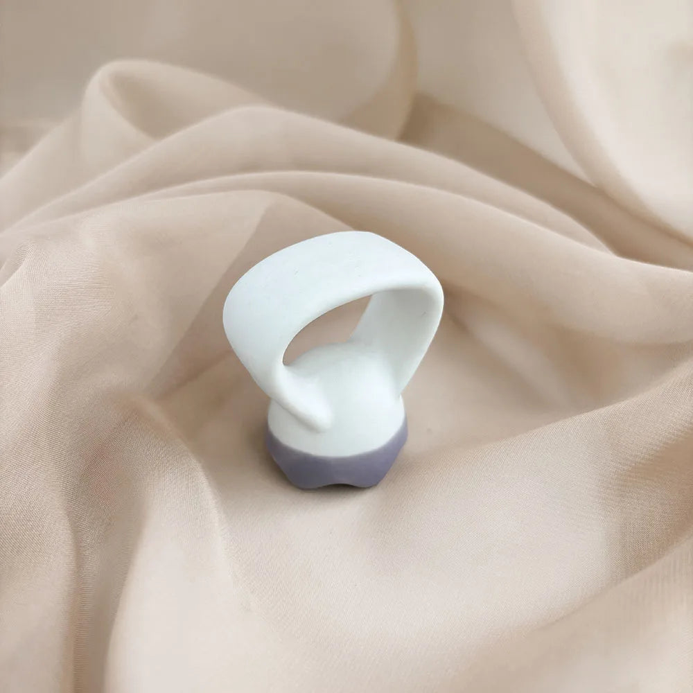 Massage Gua Sha Plate Ceramic Guasha Massage Board Ring Shape Skin Tightening Compact Ergonomic for Face Head Shoulder Knee