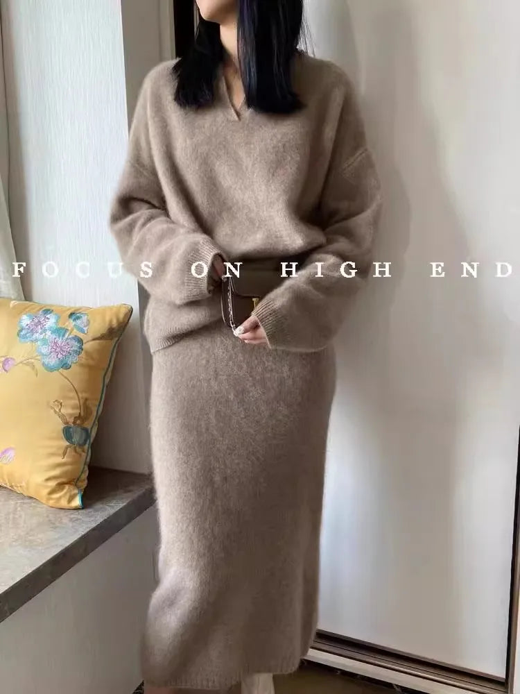 100% cashmere suit a solid-color POLO collar loose sweater and a mid-length skirt a two-piece set