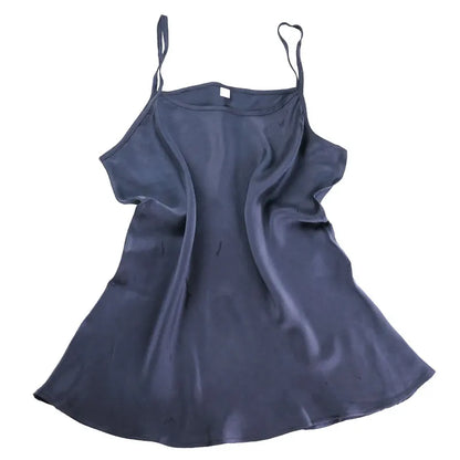 100% mulberry silk, silk, satin, breathable candy color, short backing, small suspender vest for women.