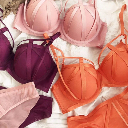 2 Pieces Fashion Lace Underwear Set Women Sexy Hollow Bandage Push Up Bra Set Europe High Quality Lingerie Plus Size CD Cup Bras