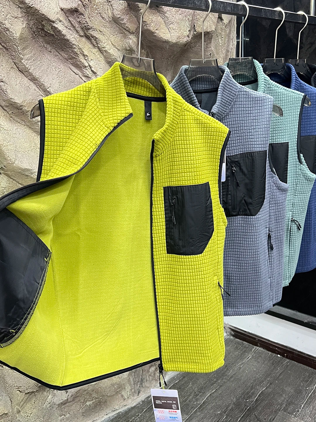 Outdoor Leisure Fleece Double-sided Windproof Warm Vest Men Women Style Autumn Winter Training Cycling Fleece Vest Standard F...
