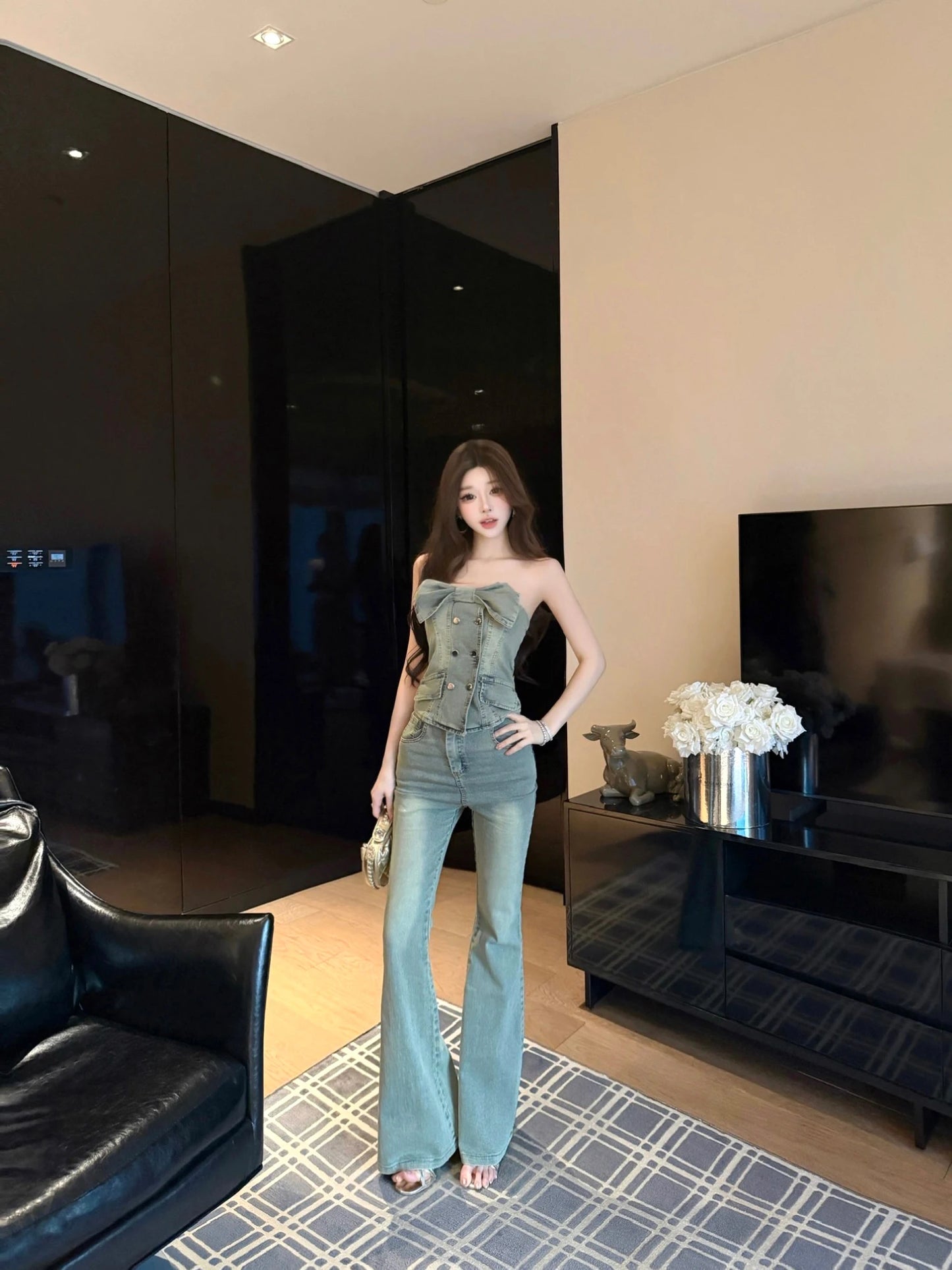 Sexy Slimming Bell Bottoms Two Piece Set with Strapless Denim Vest And  Knot Top for Young Women Spring Fashion