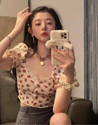 Floral Print Square Neck Short Sleeve Slim Fit T-Shirt Women's Summer 2026 New Bubble Sleeve Belly Baring Trendy Top