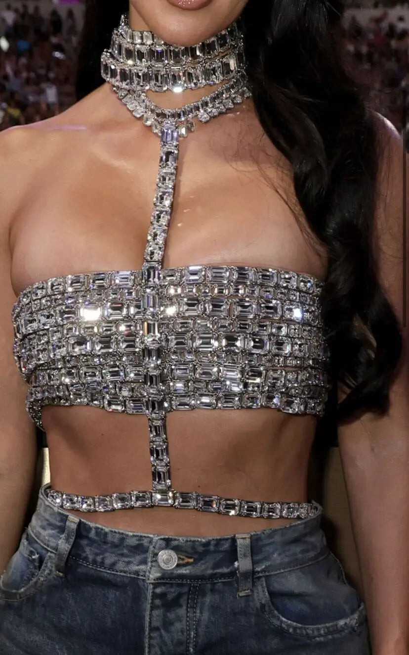 High Quality Stylish Item Super Shining Diamonds Fashionable Neck Chain Short Strapless Top Hot Sexy Woman Fashion Party Outfit