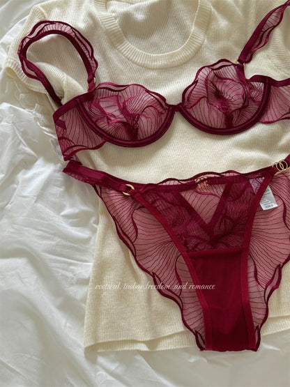 Sexy French Flower Embroidery Lace Bra Set Pure Desire Ultra Thin Push Up Wirefree Comfort Romantic Niche Bralette S-XL MOYISU
