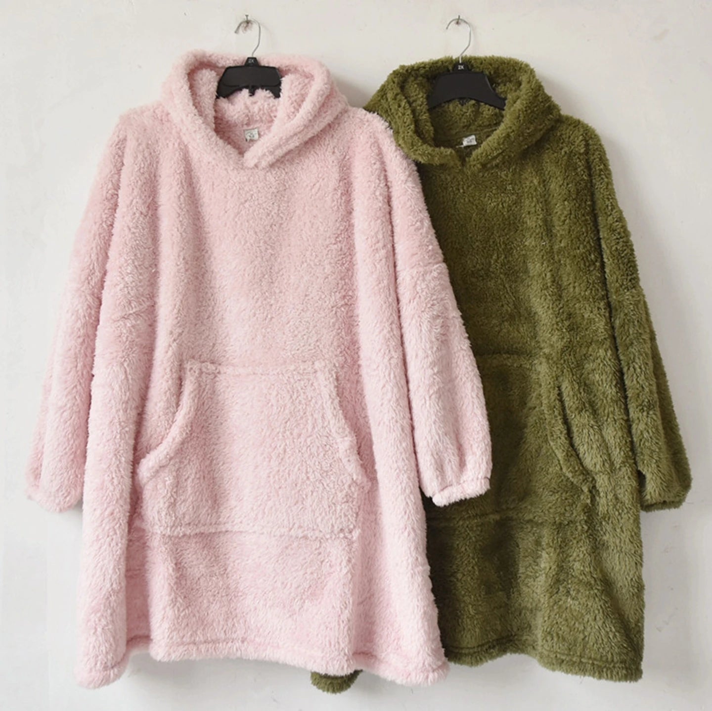 Unisex Thickened Coral Fleece Hooded Robe Winter Warm Comfortable Velboa Loose Fit Home Clothes Couple Matching Pajamas