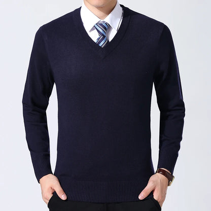 2025 New Fashion Brand Sweater Mens Pullover V Neck Slim Fit Jumpers Knitting Thick Warm Autumn Korean Style Casual Mens Clothes