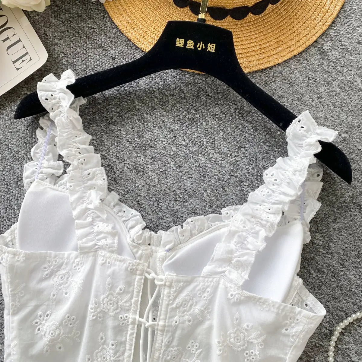 Sweet Heavy Embroidery Hollow out Strap Vest Women Summer Pure Desire Spicy Fibone Slimming Top Women's Faion Outfit