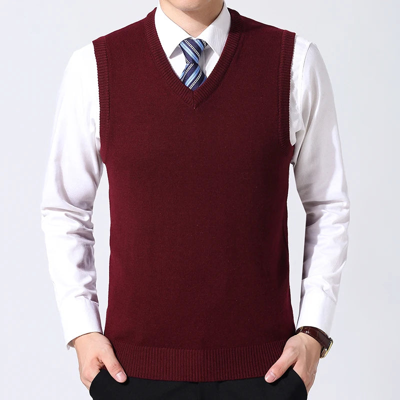 2025 New Fashion Brand Sweater Man Pullovers Vest Slim Fit Jumpers Knitwear Sleeveless Winter Korean Style Casual Clothing Men