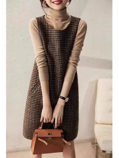 Retro Plaid Woolen Vest Dress Women's Autumn Winter Thickened Mid-Length Sleeveless H-Shape round Neck Backless Midi Dress