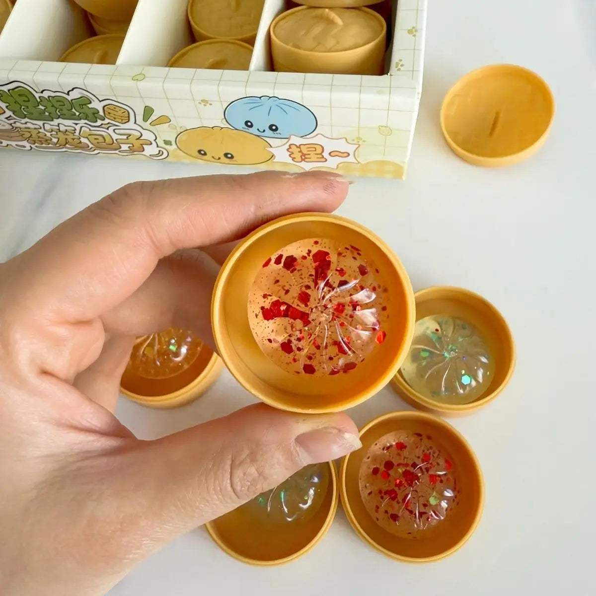 Surprise gift Crystal bun card cute mini soup dumpling shaped stress-relief squeeze toy, venting office prank toy, slow rebound