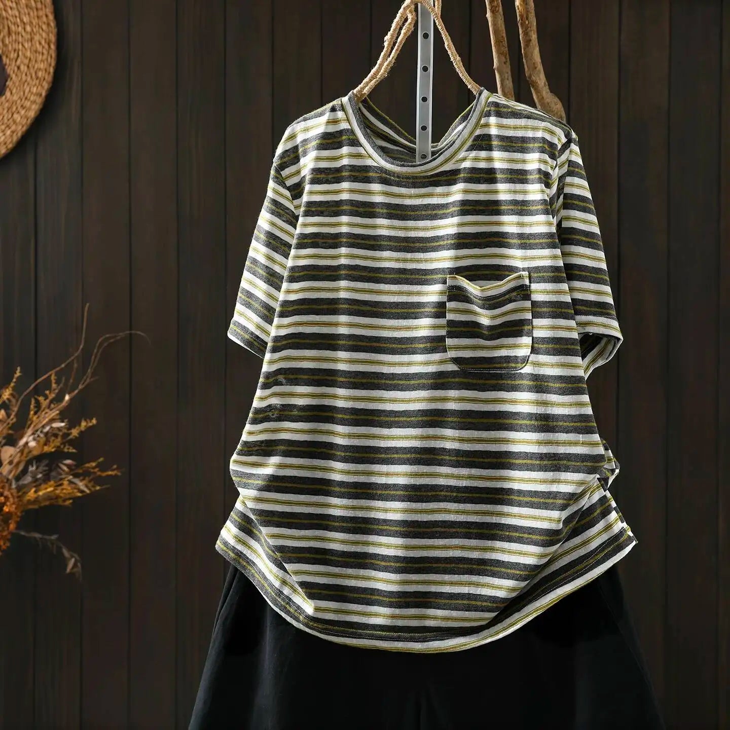Women Summer Short-sleeve T-shirt 2026 Summer New Stylish Striped Single-pocket Loose T-shirt ZXY154