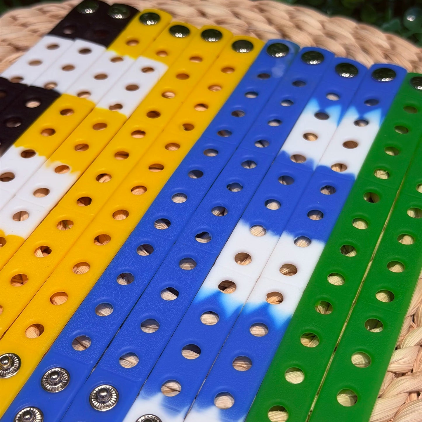 1/12/50/100PCS 21cm Silicone Flexible Holes Fit Shoe Charms Wrist Band Bracelet Sports Casual Bangle For Watches Decorations