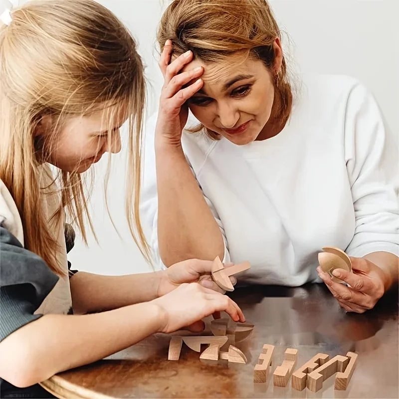 1pc Wooden Puzzle, Magic Ball Brain Teaser Toy, Intelligence Game, Ball Puzzle Halloween, Christmas, Thanksgiving Day Gift