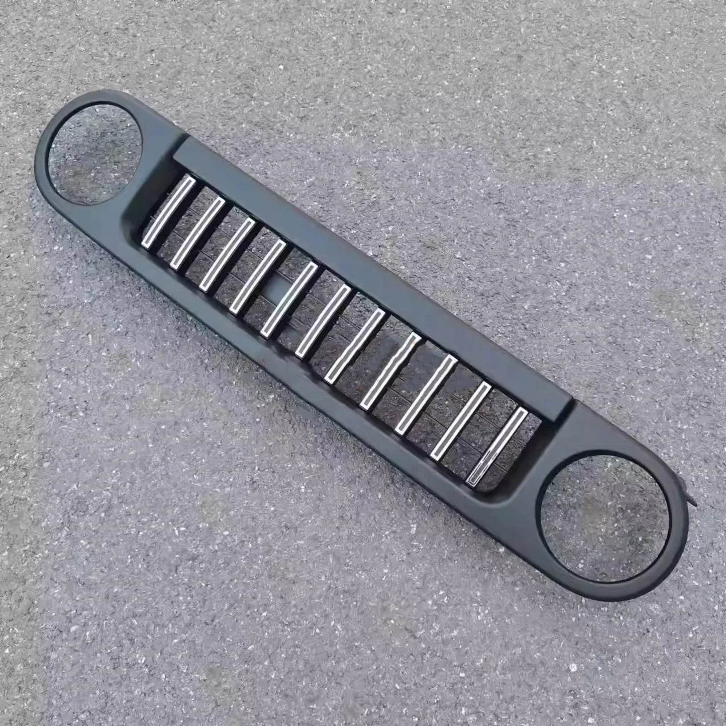 Chrome Front Grille Radiator Black Grill Mask Grid for Toyota Land Cruiser FJ 2007-2019 Body Kit Auto Accessories