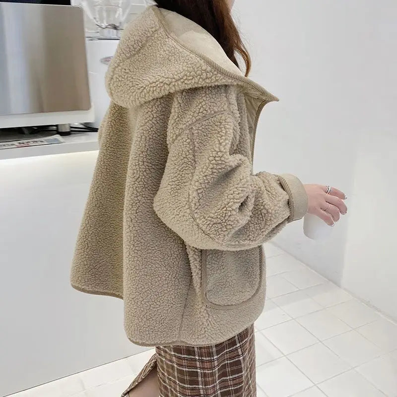 Women's Loose Fit Button up Lamb Fur Hooded Jacket Autumn Winter Fashion Slimming Versatile Top Small Size Korean Style