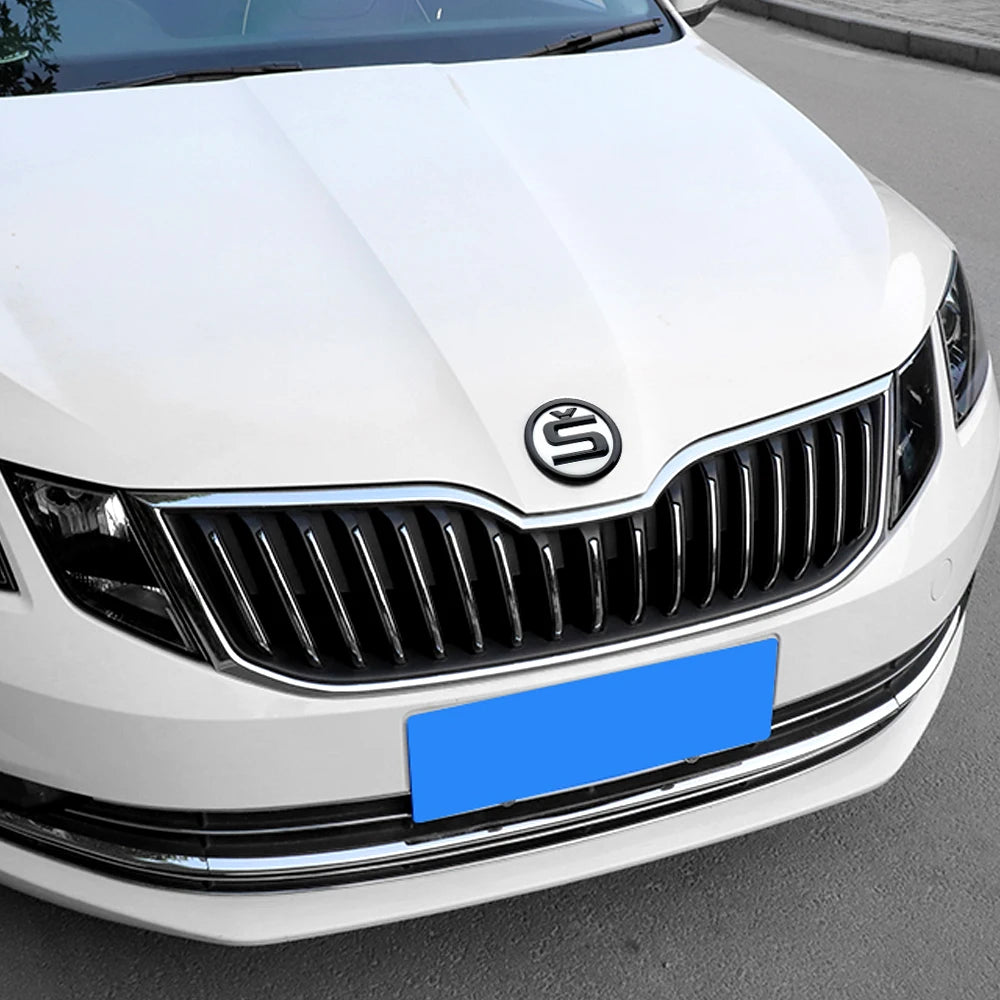 8/9/10cm Emblem Car Front Hood Badge Rear Trunk Sticker for Skoda Octavia Rapid Fabia S Logo Superb KAMIQ Kodiaq VRS Accessories
