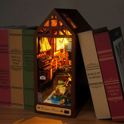 TC16/TC18/TC35/TC36/TC39 DIY Wooden Book Nook Shelf Insert Kit Bookshelf Forest House Dollhouse Bookend Toys Girls Xmas Gifts