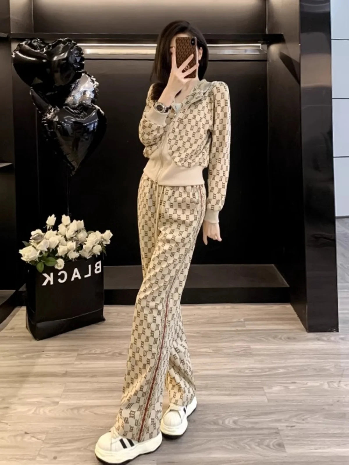 Casual Sportswear Set for Women Autumn 2024 Fashion Anti-Aging Popular Sweatshirt Two-Piece Set Long Sleeve Long Pants Polyes...