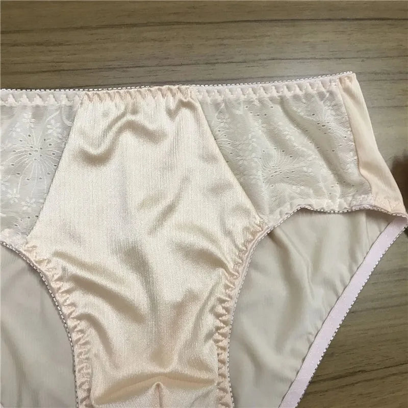 Men's Silk Briefs Sexy Seamless Breathable Bulge Underpants Solid Color Comfortable Male Underwear