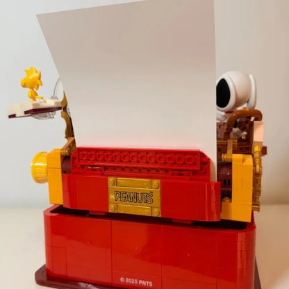 Pantasy Snoopy Series Typewriter Building Blocks Musical Mechanism Interlocking Ornament Assembly Toy Gift