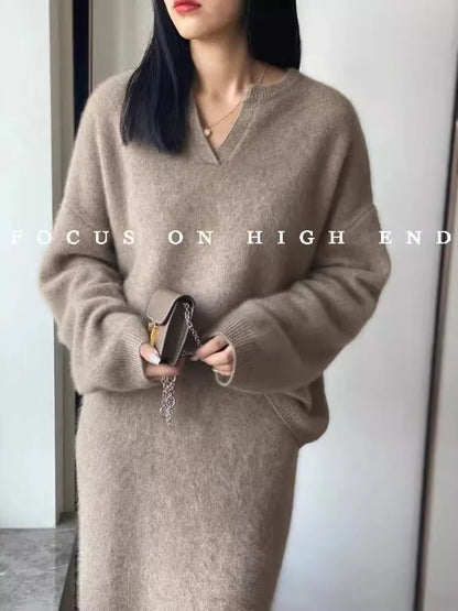 100% cashmere suit a solid-color POLO collar loose sweater and a mid-length skirt a two-piece set