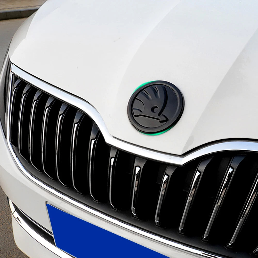 8/9/10cm Emblem Car Front Hood Badge Rear Trunk Sticker for Skoda Octavia Rapid Fabia S Logo Superb KAMIQ Kodiaq VRS Accessories