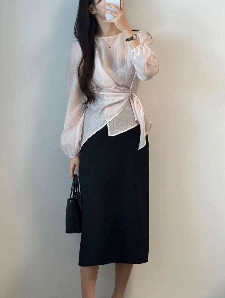 Spring 2026 Chic Korean Style Women's Long Sleeve round Neck Overhead Shirt Loose Fit Slimming Versatile Fashionable Top