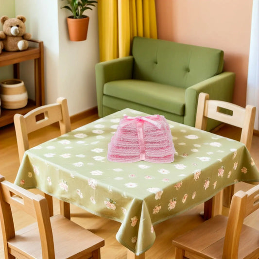2Pcs Miniature Bathroom Towel Set Dollhouse Decor Essentials Compact Realistic Design for Vintage Modern Dollhouse Bathroom