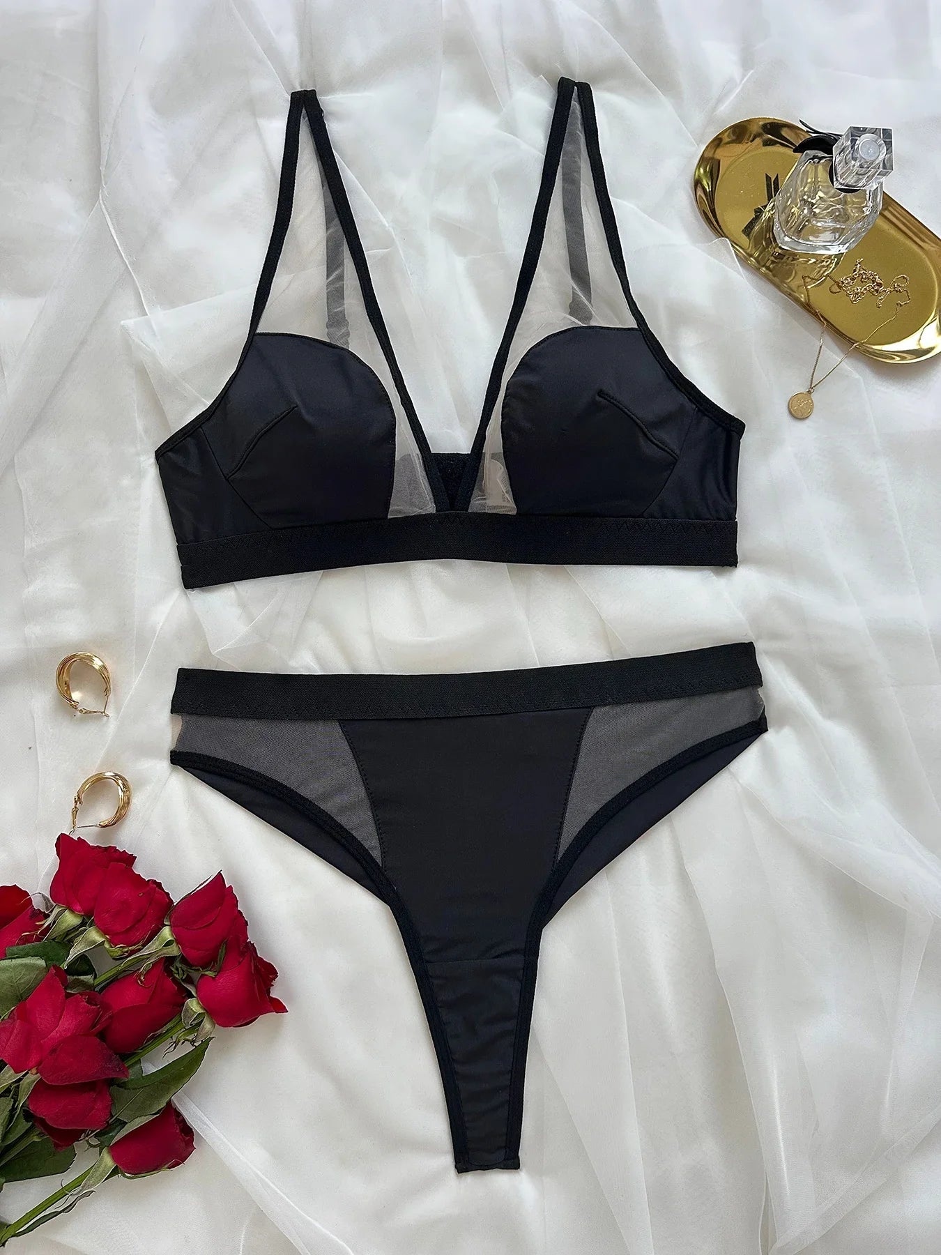 2 Pieces Sexy Lace Underwear Set for Women Mesh Splice Bra Set French Ultrathin Lingerie Deep V Temptation Breathable and Thongs