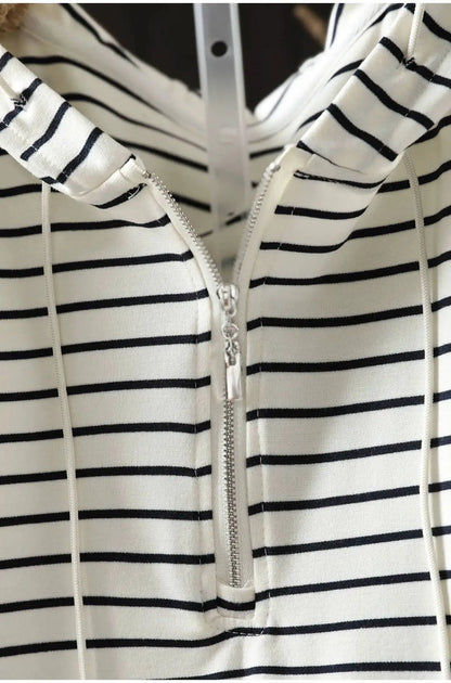 Short-sleeve Women T-shirt Summer 2026 Stylish New Trendy Loose Striped T-shirt ZF2132