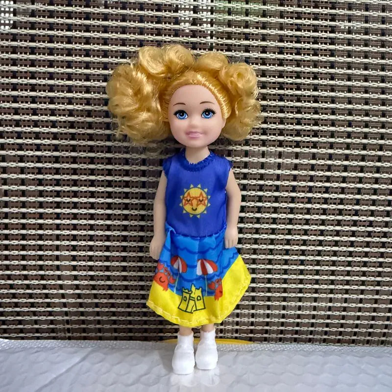 Kawaii 6 Person / Lot 5.5 Inch Dolls Lover Game Set Play Toys Doll Accessory Clothes  Fast Shipping Gift Best Birthday Present