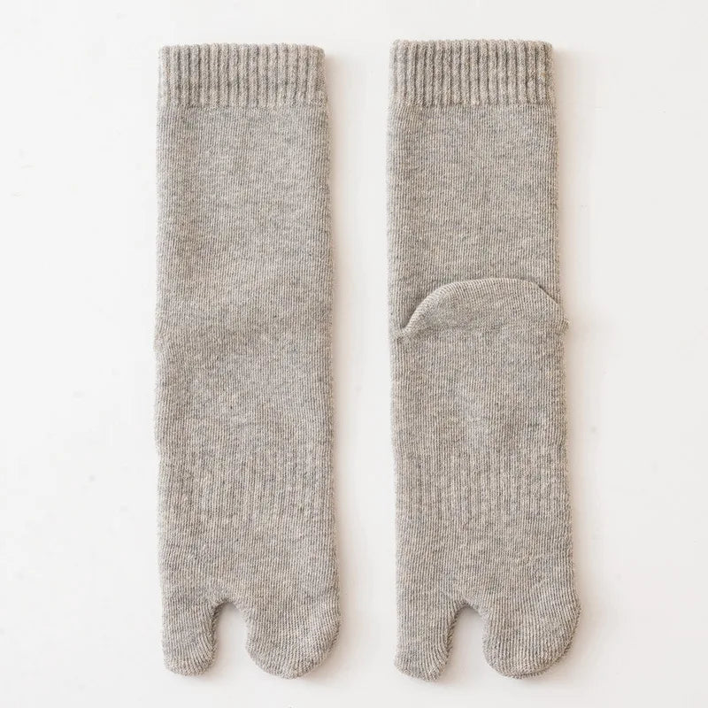 5 Pairs Winter Two Toed Tabi Socks Men's Thicken Warm Solid Color Flip Flops Sock 2 Fingers Casual Mid-tube Cotton Thermal Socks
