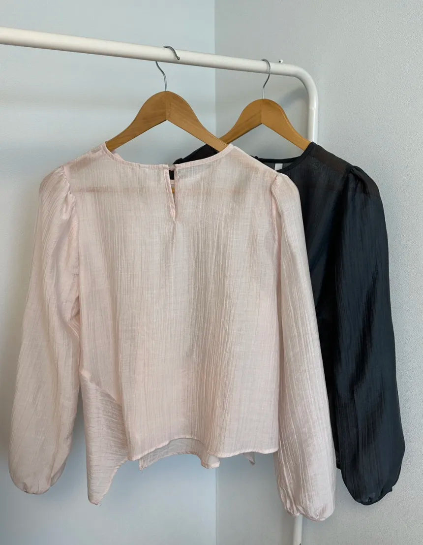 Spring 2026 Chic Korean Style Women's Long Sleeve round Neck Overhead Shirt Loose Fit Slimming Versatile Fashionable Top