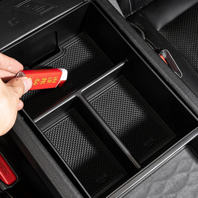 For Great Wall Tank 300 Hybrid TANK 300 Armrest Box Storage Box Partition Storage Box Modification Special Car Interior Supplies