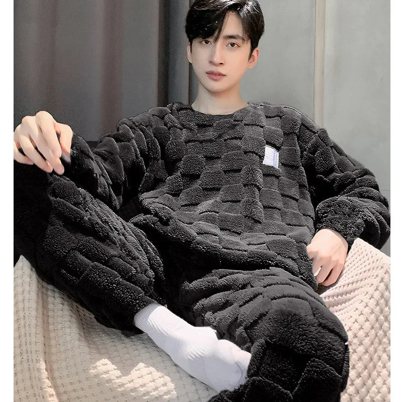 Thickened Warm Sleepwear for Winter Men Coral Velvet Plus-Size Loungewear Two-Piece Set of Soft Flannel Long-Sleeved Pajamas