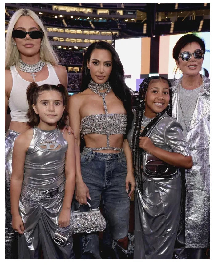 High Quality Stylish Item Super Shining Diamonds Fashionable Neck Chain Short Strapless Top Hot Sexy Woman Fashion Party Outfit