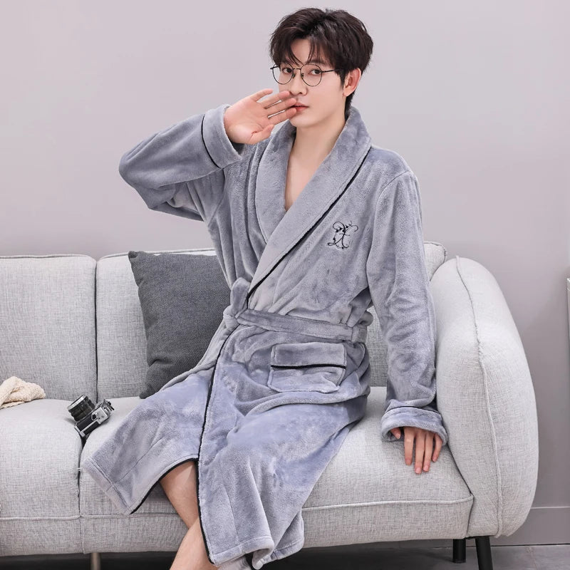 Thiened Long Coral Fce Pajamas Women's Spwear Winter Home Clothes Couple Batobes Men's plus Size Flannel Gown