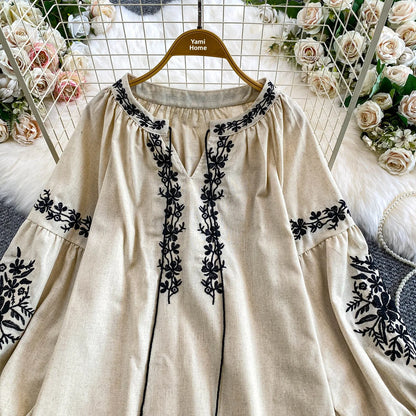 Bohemian Vacation Style Women's Shirt round Neck Lantern Sleeve Embroidery Heavy Work Autumn Design Sense Knot Design Top