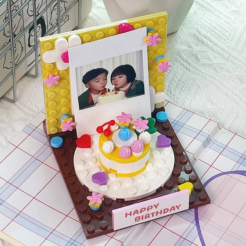 New Creative Building Block Bricks Happy Birthday Cake Blowing Candles Photo Wall Model DIY Assembly Kid Adults Couple Toys Gift