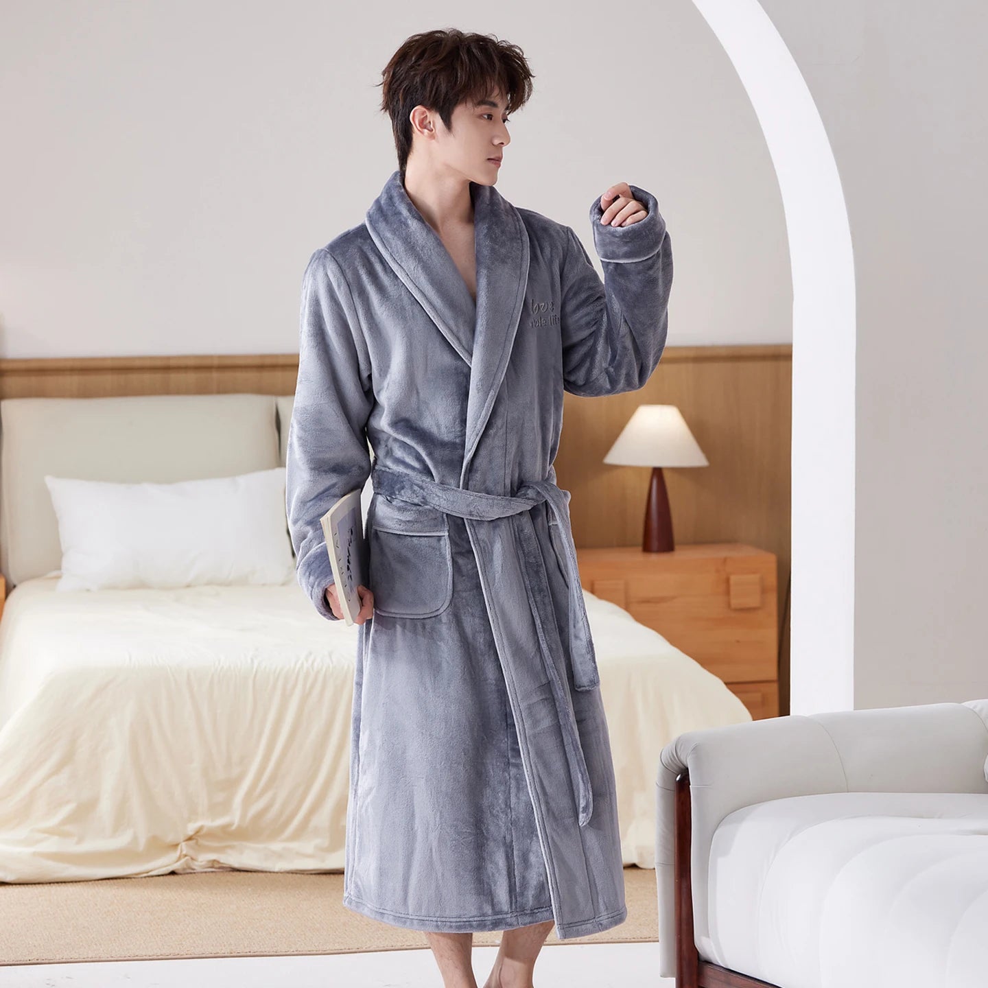 Thiened Long Coral Fce Pajamas Women's Spwear Winter Home Clothes Couple Batobes Men's plus Size Flannel Gown
