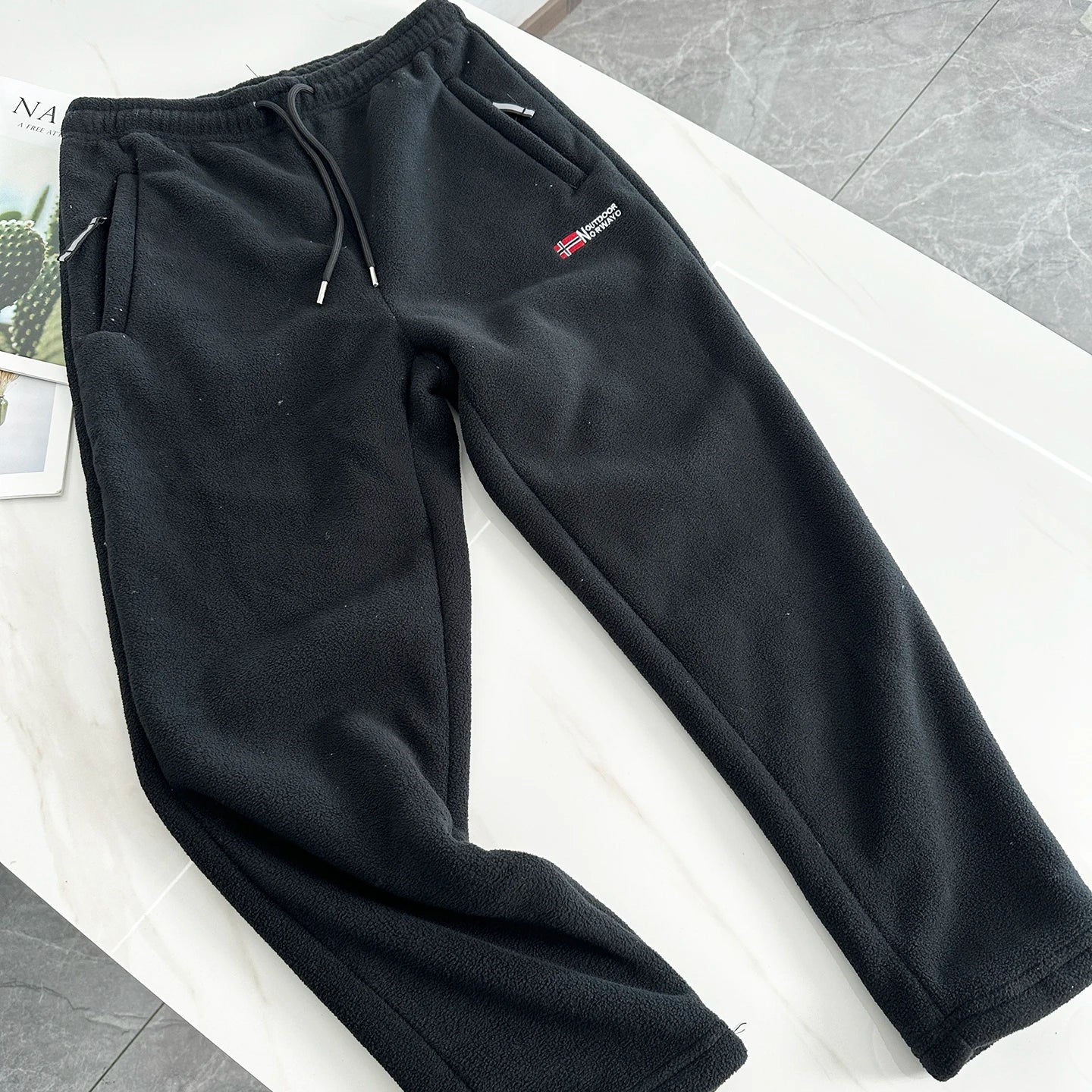 Thickened Fleece Lined Straight Leg Casual Pants for Men Winter Leisure Trousers Trendy Couple Pants Chinese Brand