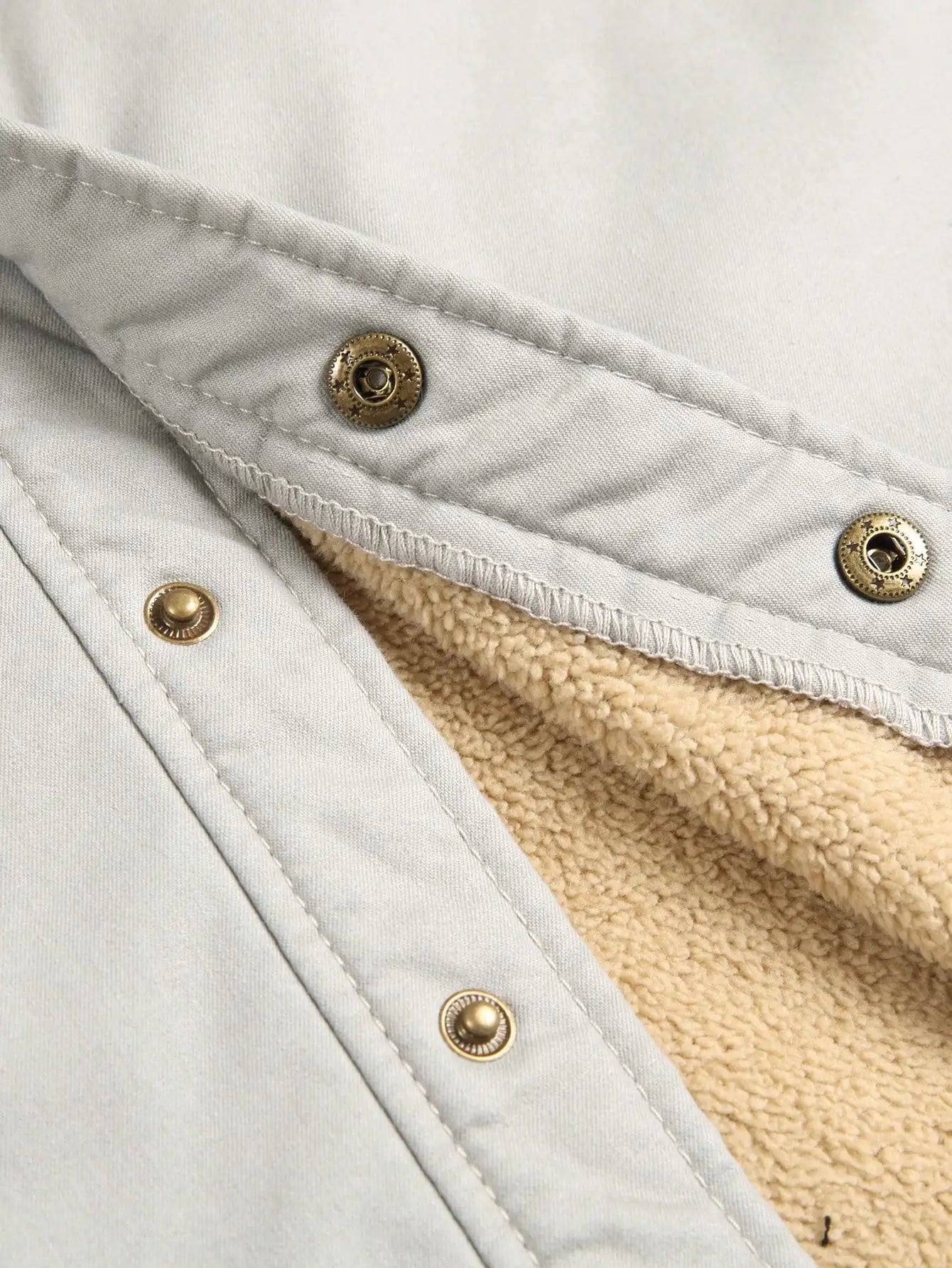 Men's winter light gray denim fleece-lined shirt, combining warmth with a casual temperament.