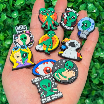 20-100pcs Alien Universe Astronaut Shoe Buckle Accessories PVC DIY Sandal Shoes Charms Clogs Pins Decor Kids Man Party Gift