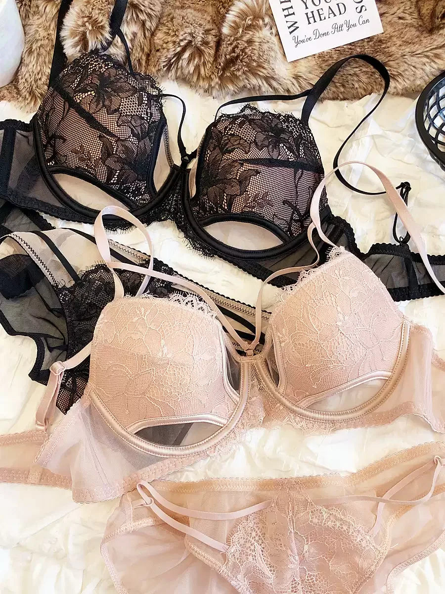 YUQI French Lace Strapless Bra Set Push Up Padded Underwired Anti-Sagging T-Shirt Bralette Lingerie Set Women's Sexy Cleavage