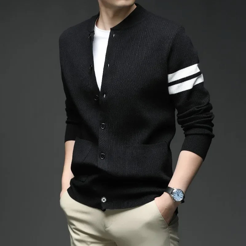 Men's Autumn and Winter 2026 New Casual Cardigan Coat, High-end Sweater Jacket, Color-blocking Advanced Sweater.