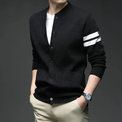 Men's Autumn and Winter 2026 New Casual Cardigan Coat, High-end Sweater Jacket, Color-blocking Advanced Sweater.