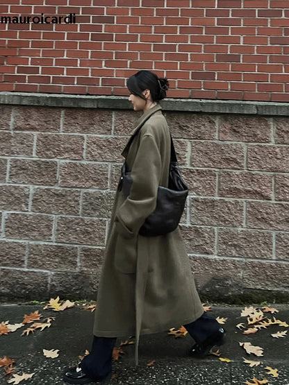 Mauroicardi Autumn Winter Oversized Long Warm Brown Wool Blends Coat Men Luxury Designer Unisex Clothes Woolen Overcoat 2024